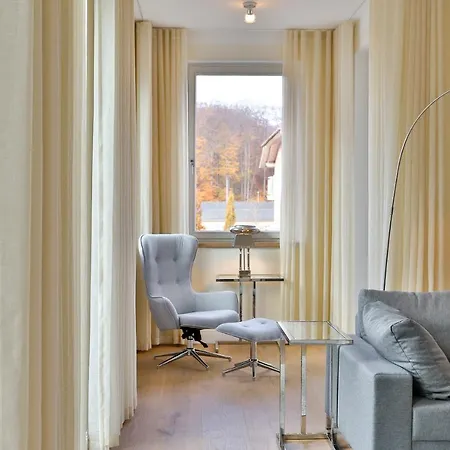 First App. 32 Apartmán